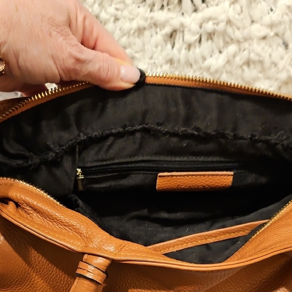 Kattee Tan Leather Satchel with Gold Hardware - Picture 16 of 16